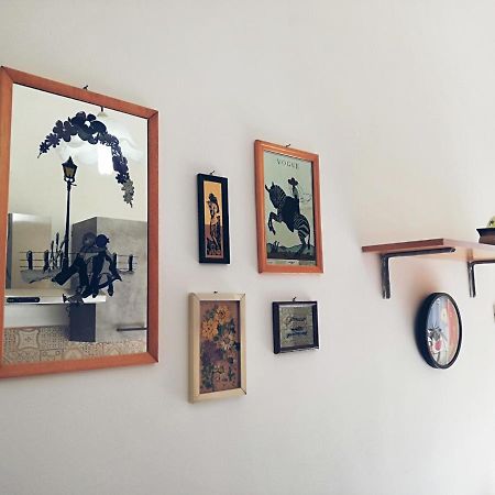 Appartement Dimora De Rossi à Bari Extérieur photo