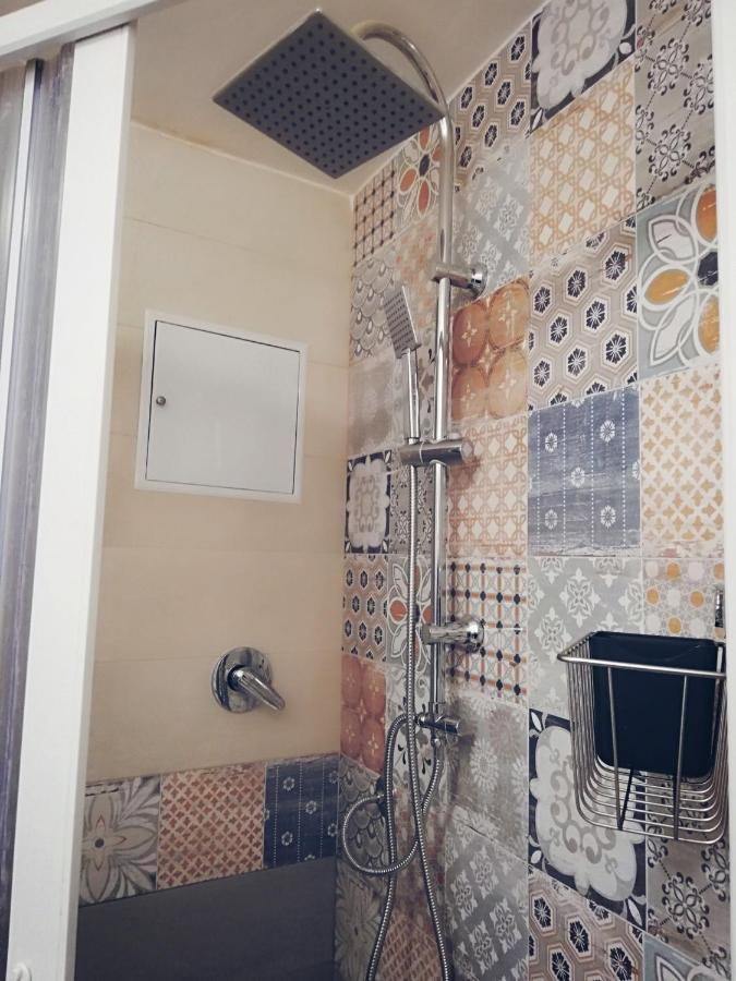 Appartement Dimora De Rossi à Bari Extérieur photo