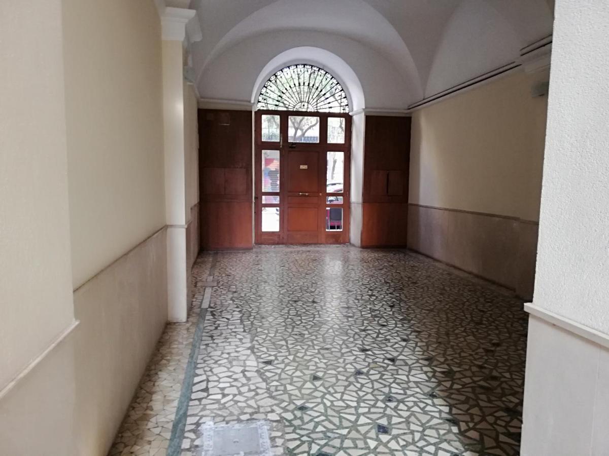 Appartement Dimora De Rossi à Bari Extérieur photo